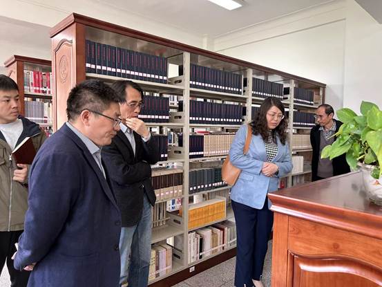 mmexport1682589289963